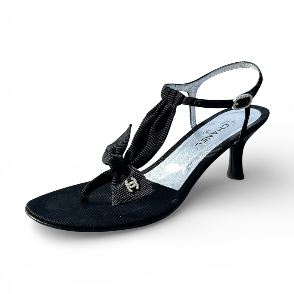 Vintage Chanel Black
Pearl CC Logo Bow Kitten Heel Sandals